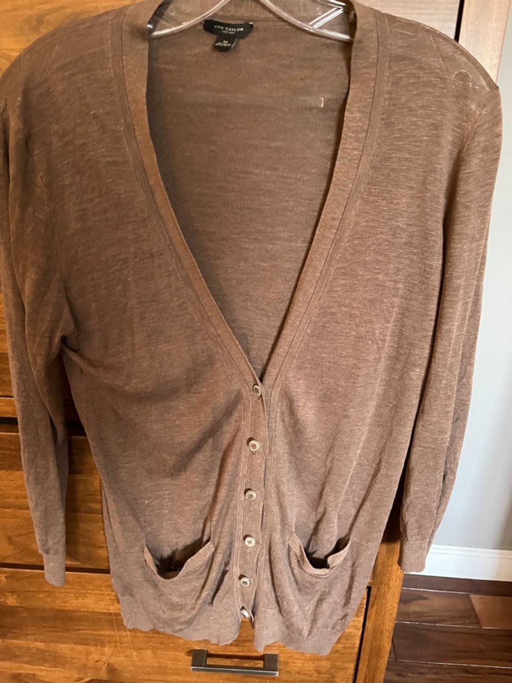 Ann Taylor Brown Lightweight V-Neck Button-Front Cardigan with Pockets